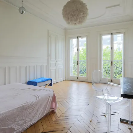 Luxueux 6 * Paris