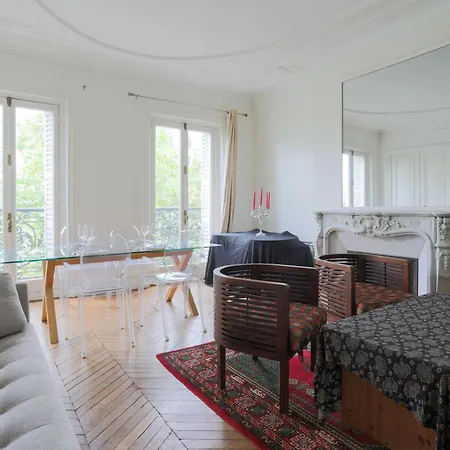 Luxueux 6 Paris